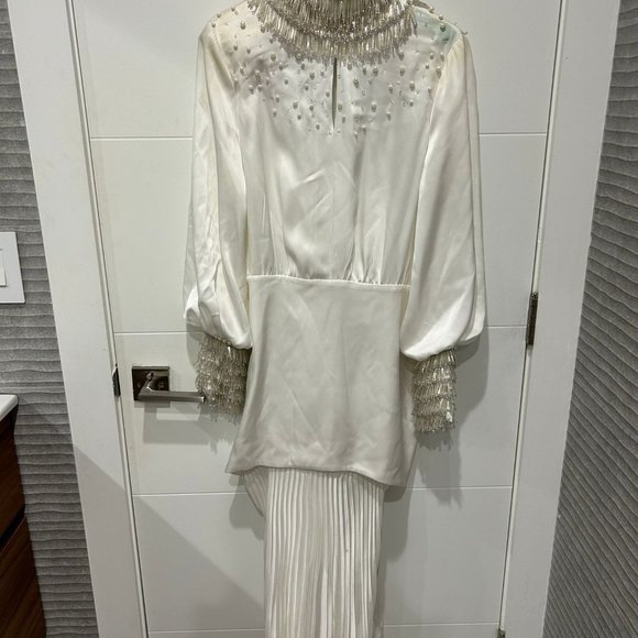 Isabel Sanchis - Caiazzo Embellished Long Sleeve Cocktail Dress - Picture 2 of 4